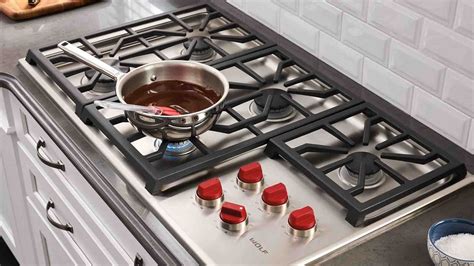 wolf gas cooktop service
